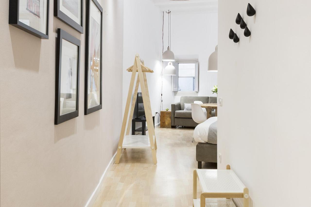 Ola Living Cnd Canuda Barcelona Exterior photo